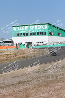 media/Apr-20-2025-AHRMA (Sun) [[393a79c373]]/Race/Group 11 early race/Turn 4b/